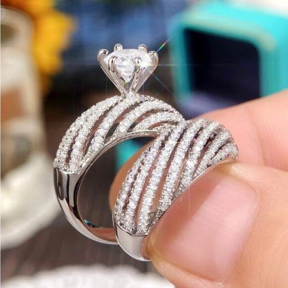 2pcs/Set Gorgeous Cubic Zirconia Rings - Picture 2 of 3